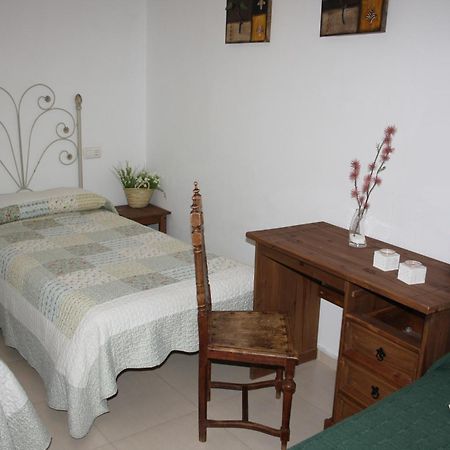 Casa Rural La Plaza Almoharin Luaran gambar