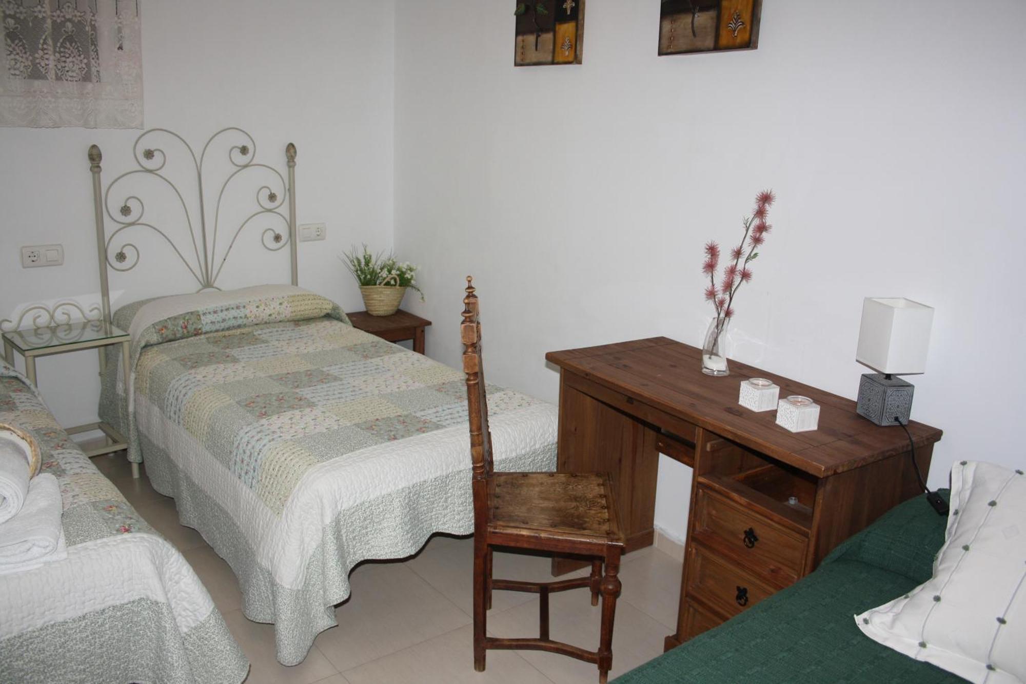 Casa Rural La Plaza Almoharin Luaran gambar
